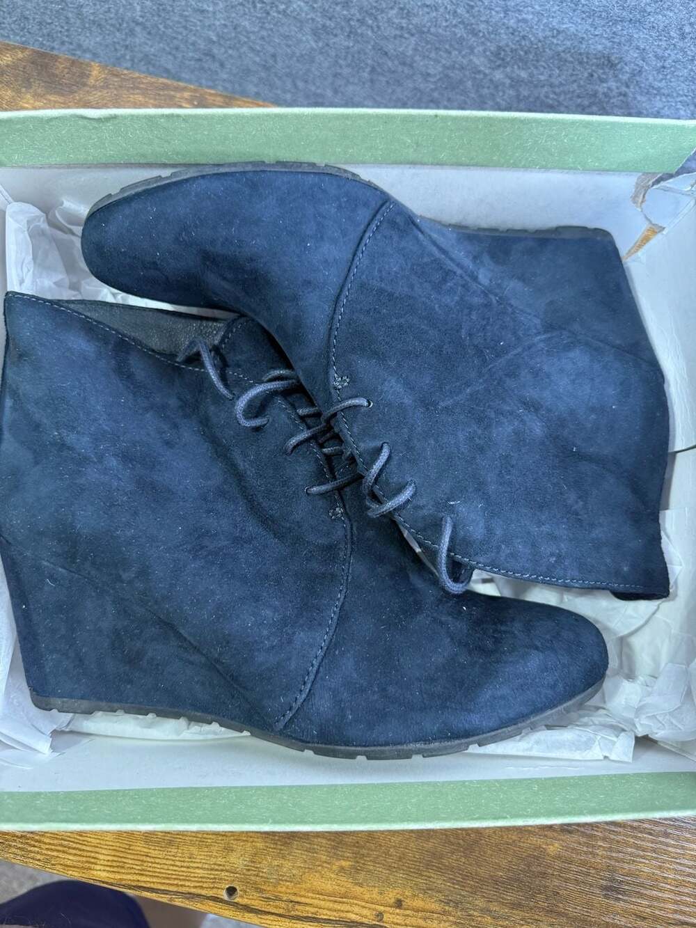 Clarks Artisan Rosepoint Dew Navy Suede Wedge Ankle Booties